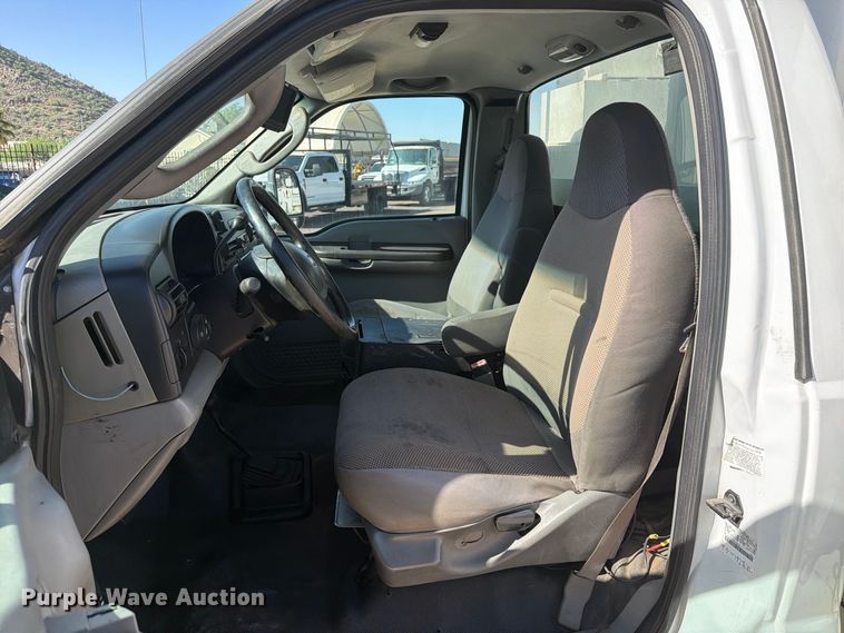 image for item FI2089 2007 Ford F550 bucket truck
