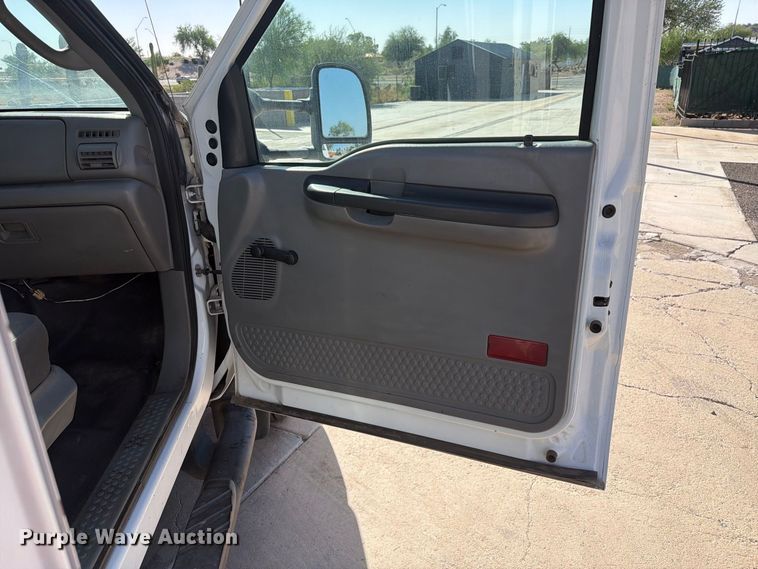 image for item FI2089 2007 Ford F550 bucket truck