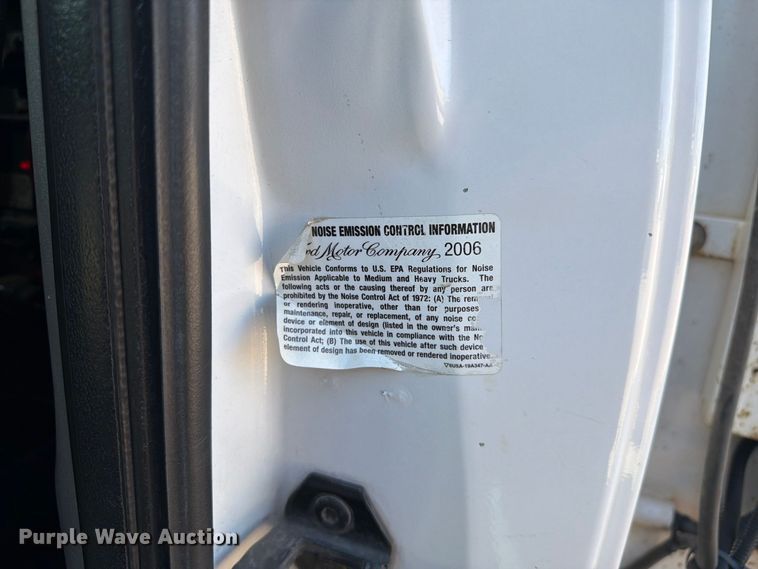 image for item FI2089 2007 Ford F550 bucket truck