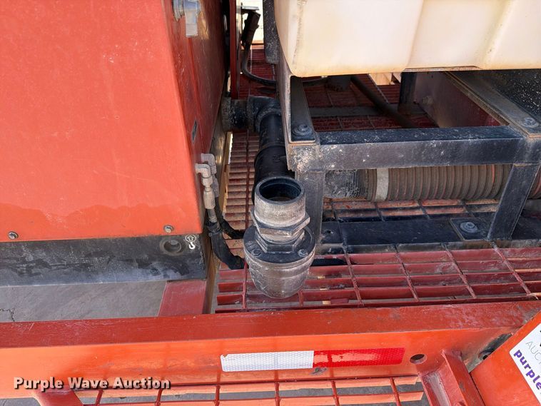 image for item FI2090 2011 Ditch Witch FX30 vacuum excavator