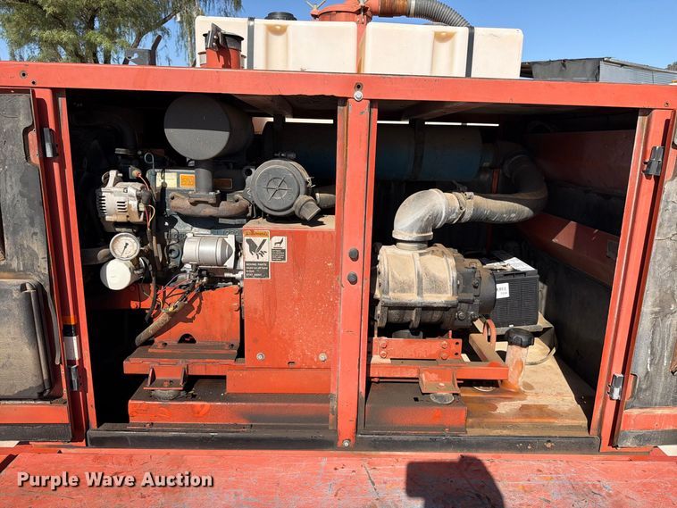 image for item FI2090 2011 Ditch Witch FX30 vacuum excavator