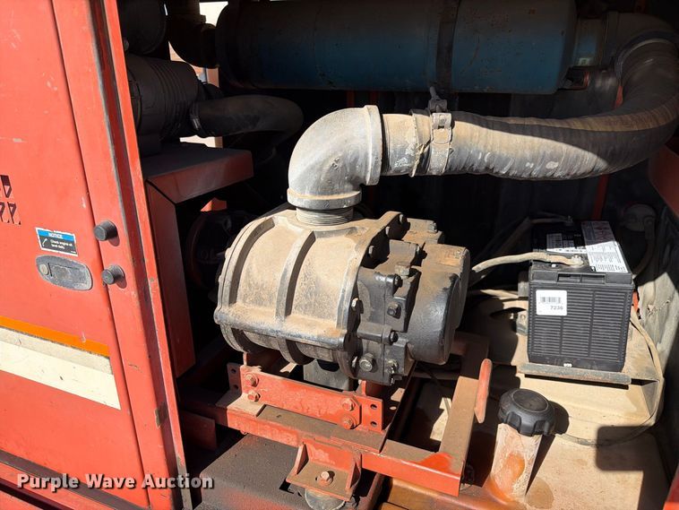 image for item FI2090 2011 Ditch Witch FX30 vacuum excavator