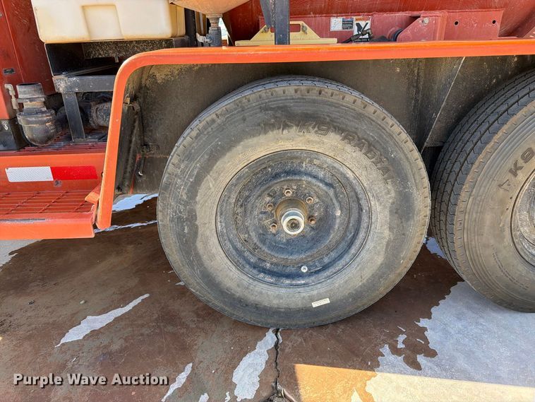 image for item FI2090 2011 Ditch Witch FX30 vacuum excavator