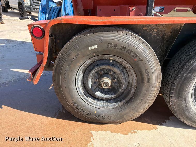 image for item FI2090 2011 Ditch Witch FX30 vacuum excavator