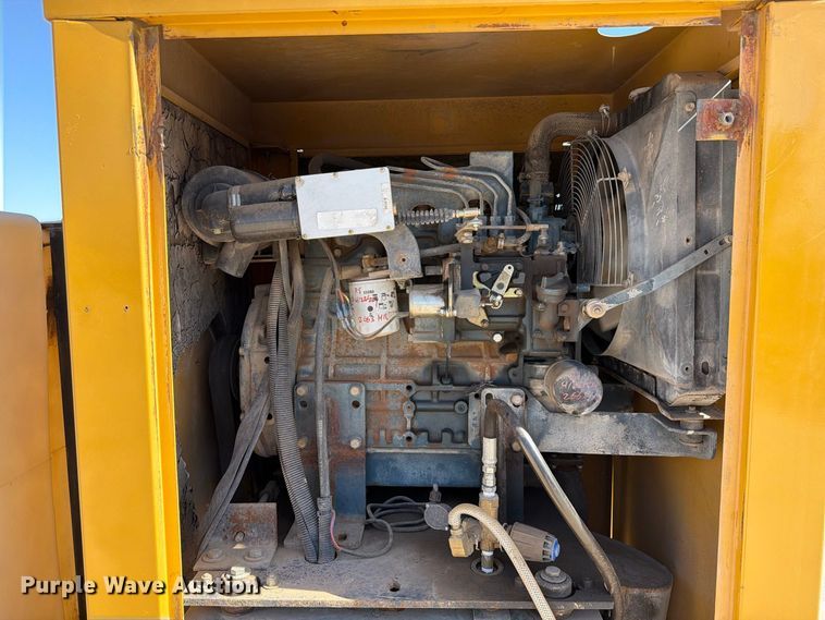 image for item FI2091 2006 Vermeer Vac-Tron PMD 550SDT vacuum excavator