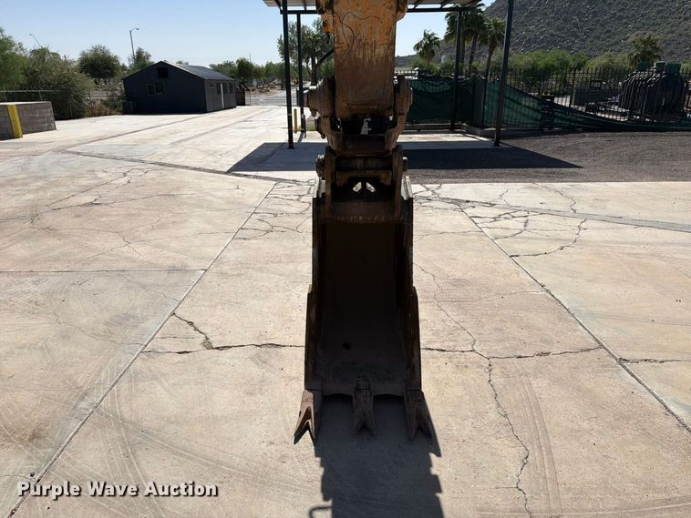 image for item FI2093 2014 Case CX210C excavator