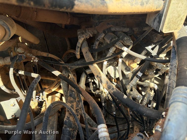 image for item FI2093 2014 Case CX210C excavator