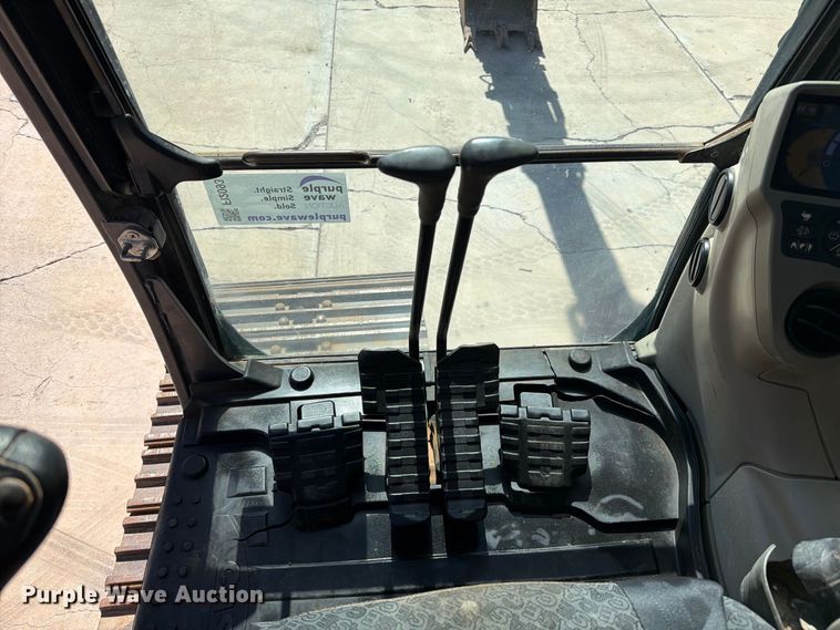 image for item FI2093 2014 Case CX210C excavator