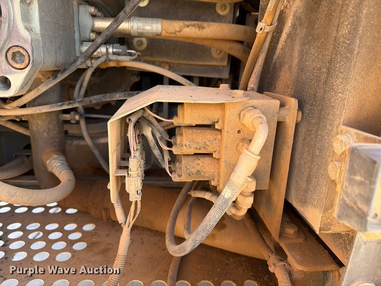 image for item FI2093 2014 Case CX210C excavator