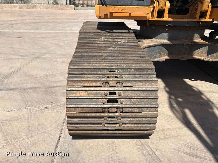 image for item FI2093 2014 Case CX210C excavator