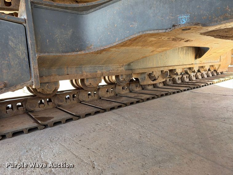 image for item FI2093 2014 Case CX210C excavator