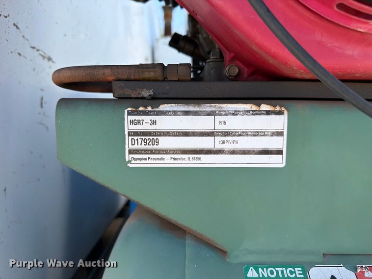 image for item FI2094 2005 Ford F750 fuel truck