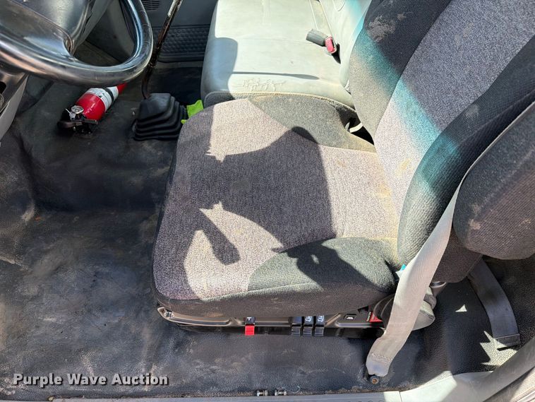 image for item FI2094 2005 Ford F750 fuel truck