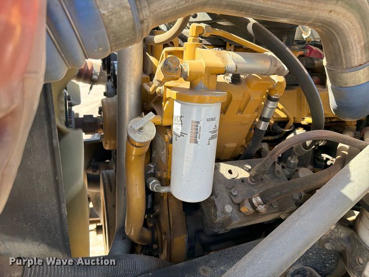 image for item FI2094 2005 Ford F750 fuel truck