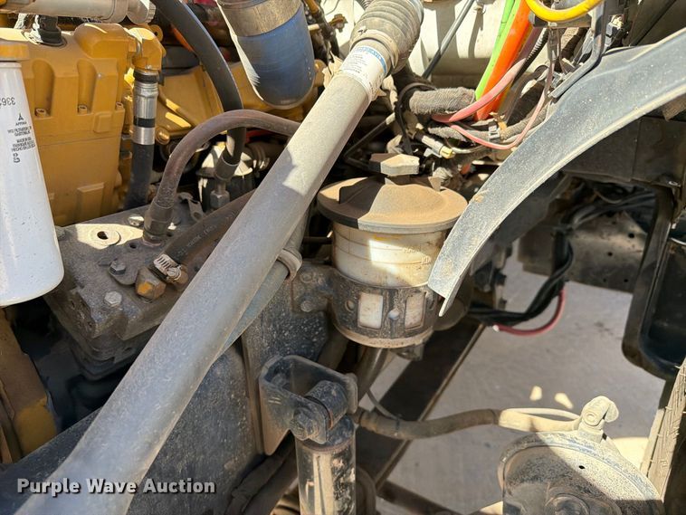 image for item FI2094 2005 Ford F750 fuel truck