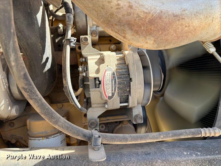 image for item FI2094 2005 Ford F750 fuel truck