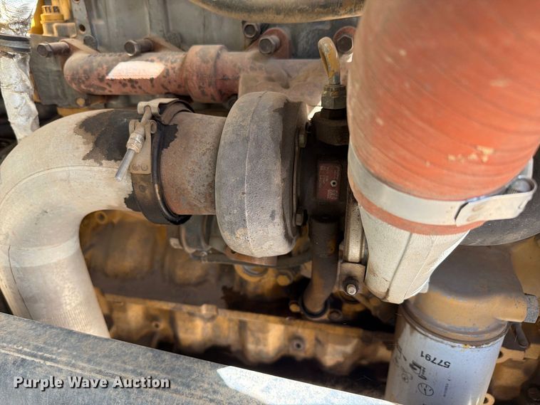 image for item FI2094 2005 Ford F750 fuel truck