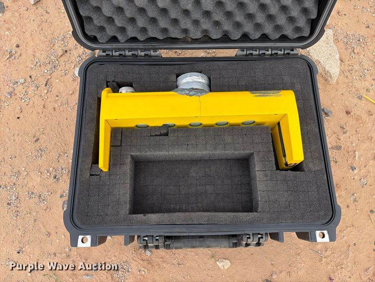 image for item FI2095 2020 Sharpgrade B60 skid steer box blade