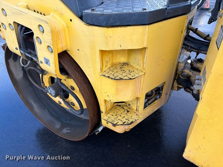 image for item FI2096 2017 Bomag BW 138 AD-5 double drum vibratory roller