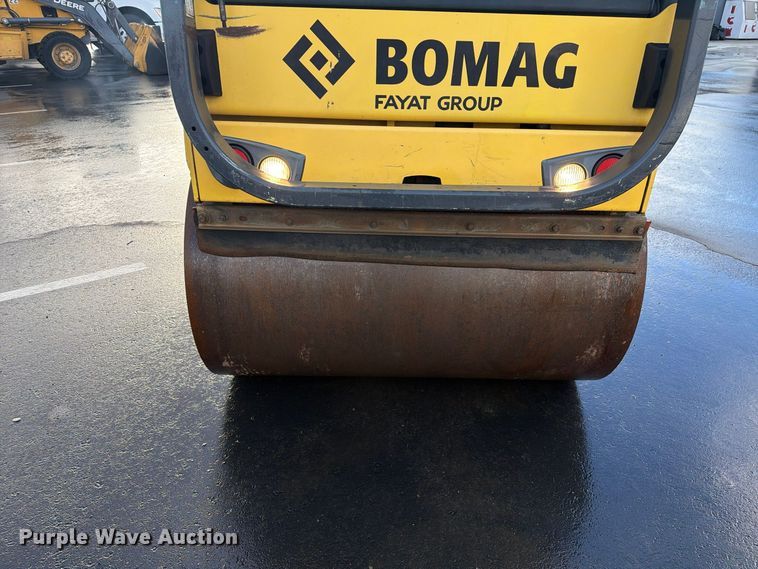 image for item FI2096 2017 Bomag BW 138 AD-5 double drum vibratory roller