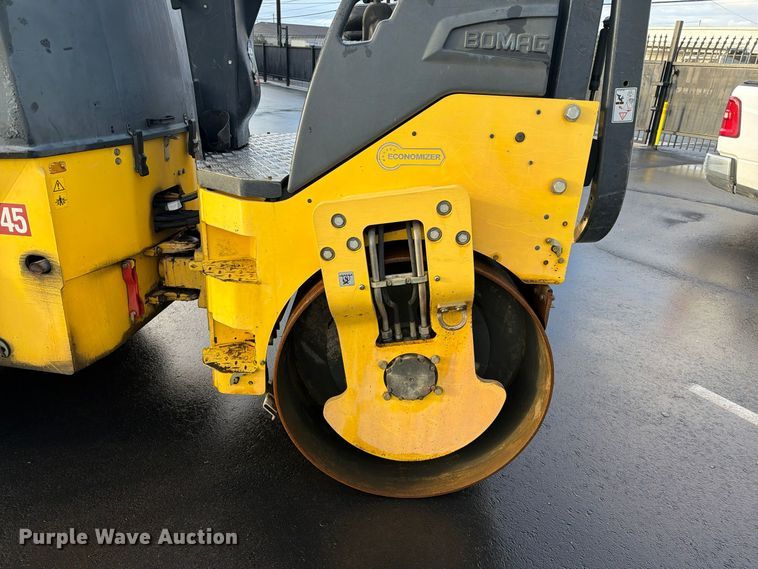 image for item FI2096 2017 Bomag BW 138 AD-5 double drum vibratory roller