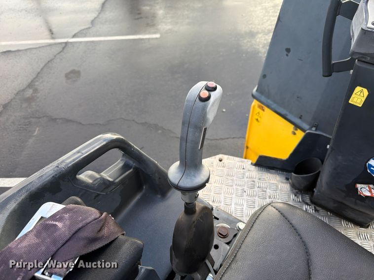 image for item FI2096 2017 Bomag BW 138 AD-5 double drum vibratory roller