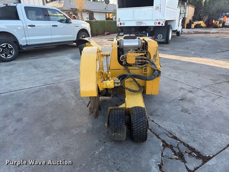 image for item FI2102 Vermeer V-1550 trencher