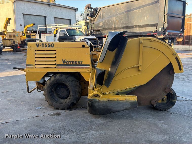 image for item FI2102 Vermeer V-1550 trencher