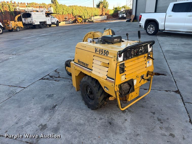 image for item FI2102 Vermeer V-1550 trencher