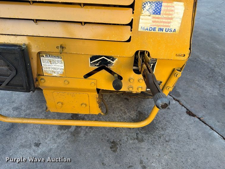 image for item FI2102 Vermeer V-1550 trencher
