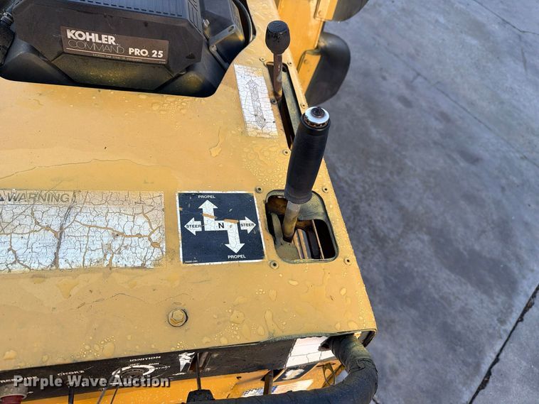 image for item FI2102 Vermeer V-1550 trencher