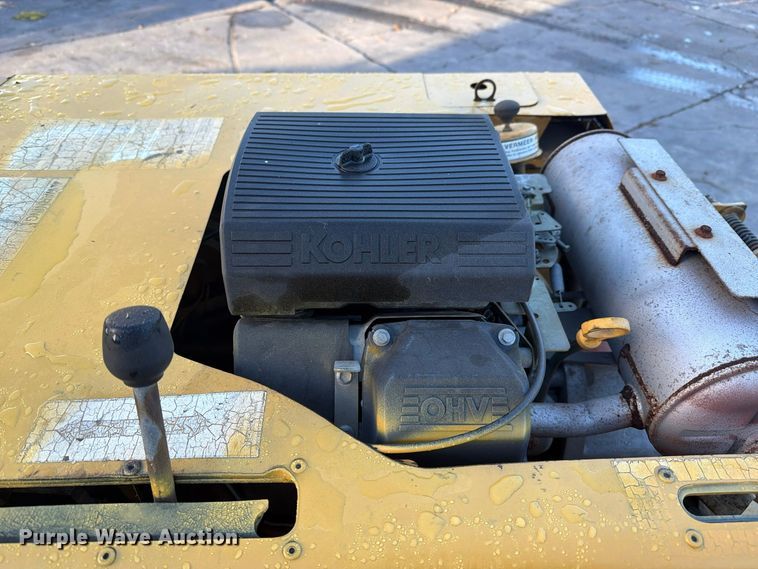 image for item FI2102 Vermeer V-1550 trencher