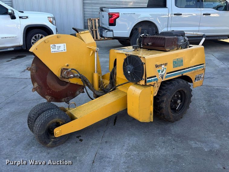image for item FI2103 Vermeer V1850 trencher