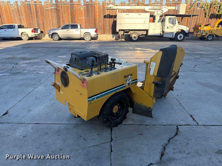 image for item FI2103 Vermeer V1850 trencher