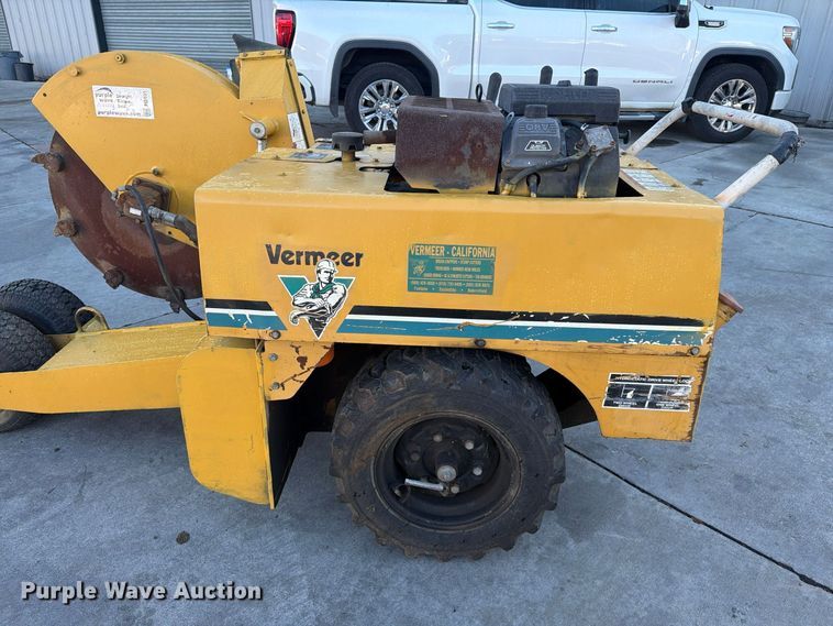 image for item FI2103 Vermeer V1850 trencher
