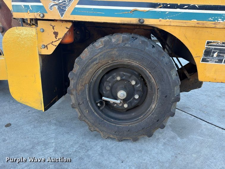 image for item FI2103 Vermeer V1850 trencher