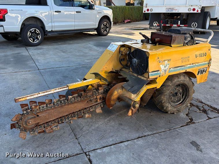 image for item FI2104 Vermeer V-1850 trencher