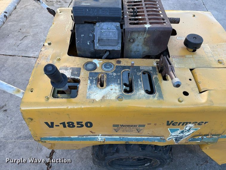 image for item FI2104 Vermeer V-1850 trencher