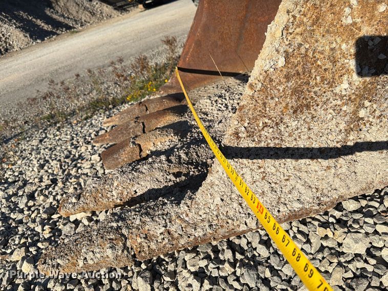 image for item FJ0533 Esco excavator bucket