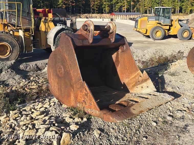 image for item FJ0534 Excavator bucket