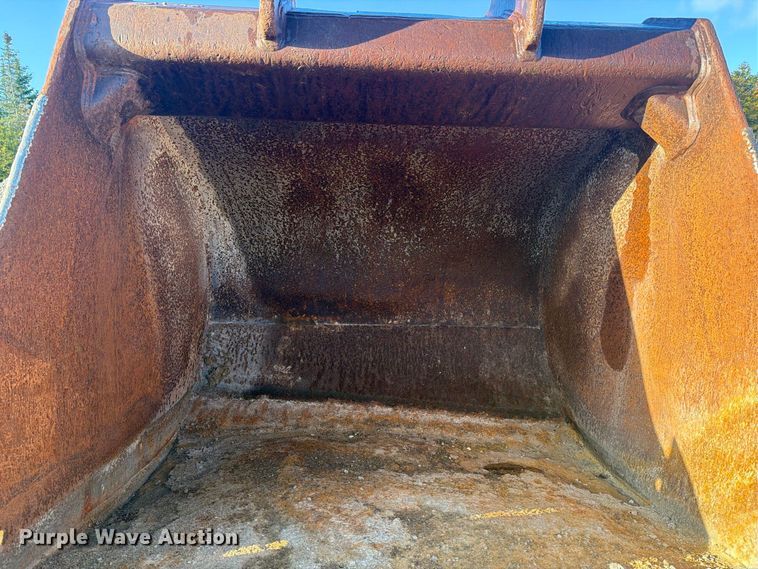 image for item FJ0534 Excavator bucket