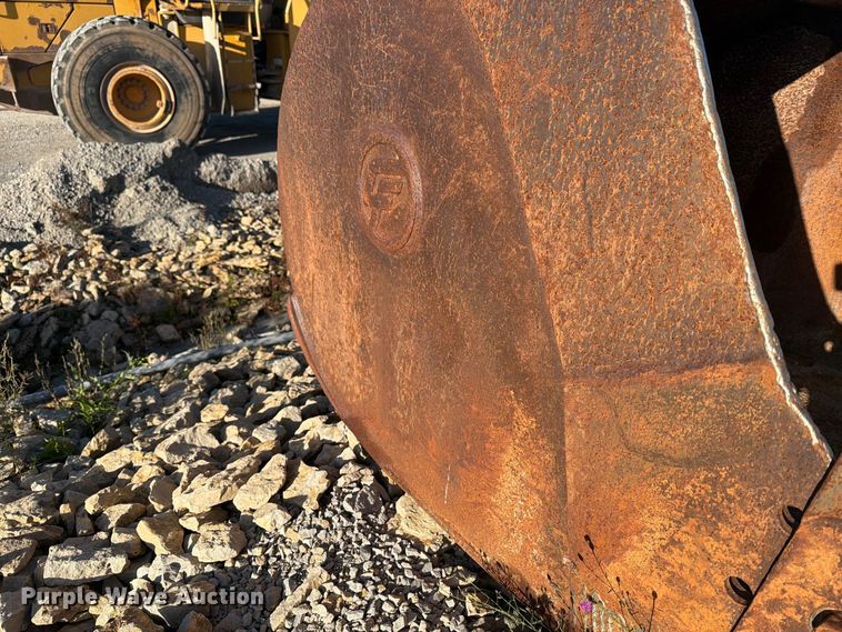 image for item FJ0534 Excavator bucket