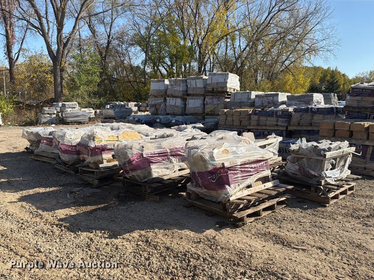 image for item FJ0547 (13) pallets of land scaping stone