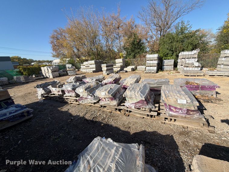 image for item FJ0547 (13) pallets of land scaping stone