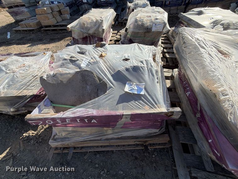 image for item FJ0547 (13) pallets of land scaping stone
