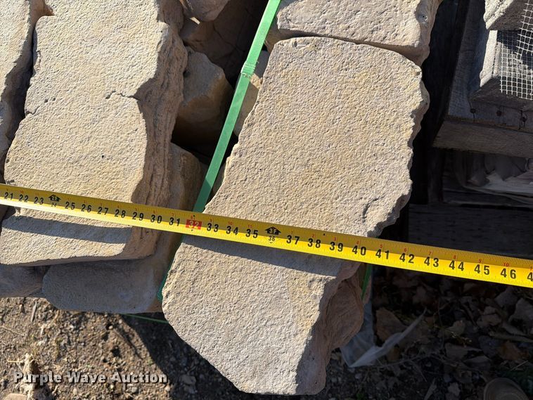 image for item FJ0548 (18) pallets of landscaping stones