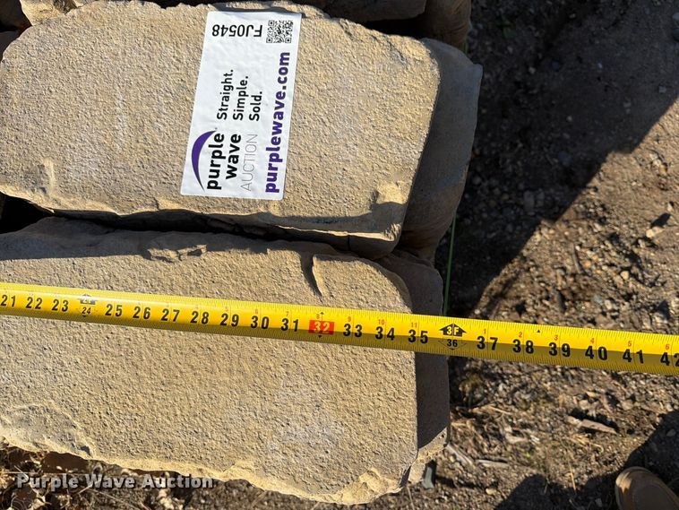 image for item FJ0548 (18) pallets of landscaping stones