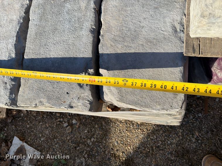 image for item FJ0549 (11) pallets of landscaping stones