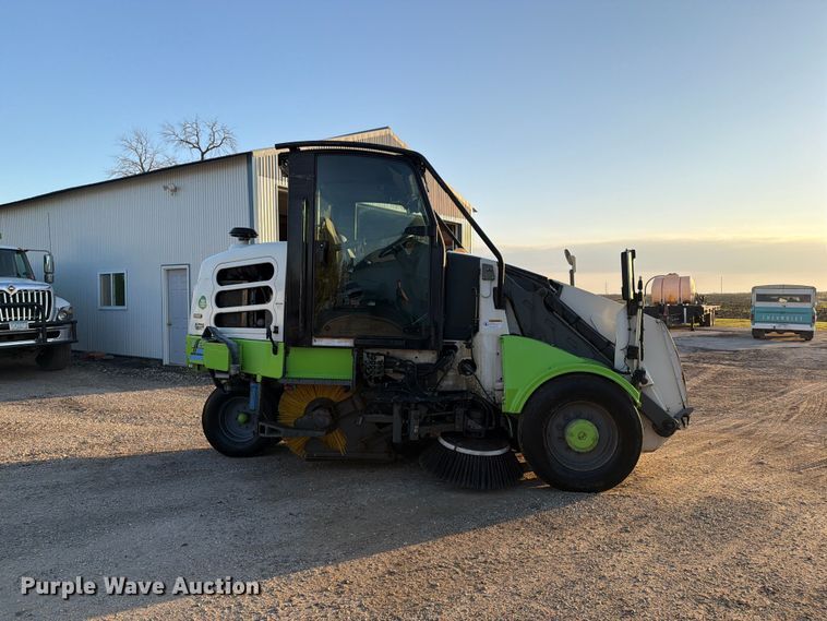 image for item FJ0555 2012 Elgin Pelican Series NP street sweeper