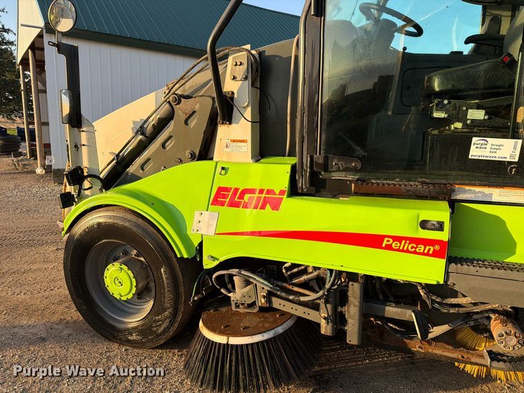 image for item FJ0555 2012 Elgin Pelican Series NP street sweeper